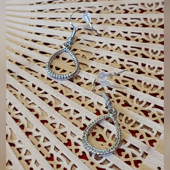 Unique Vintage Silver Textured Earrings - Picture 2 of 5